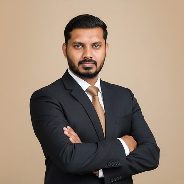 Chamila Jayarathne Profile Portrait Photo. Director & Lecture of rightway hotel school